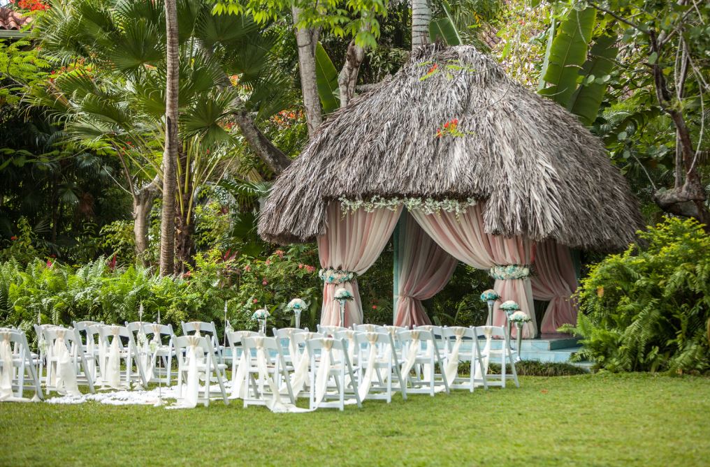 Jamaican Wedding Traditions